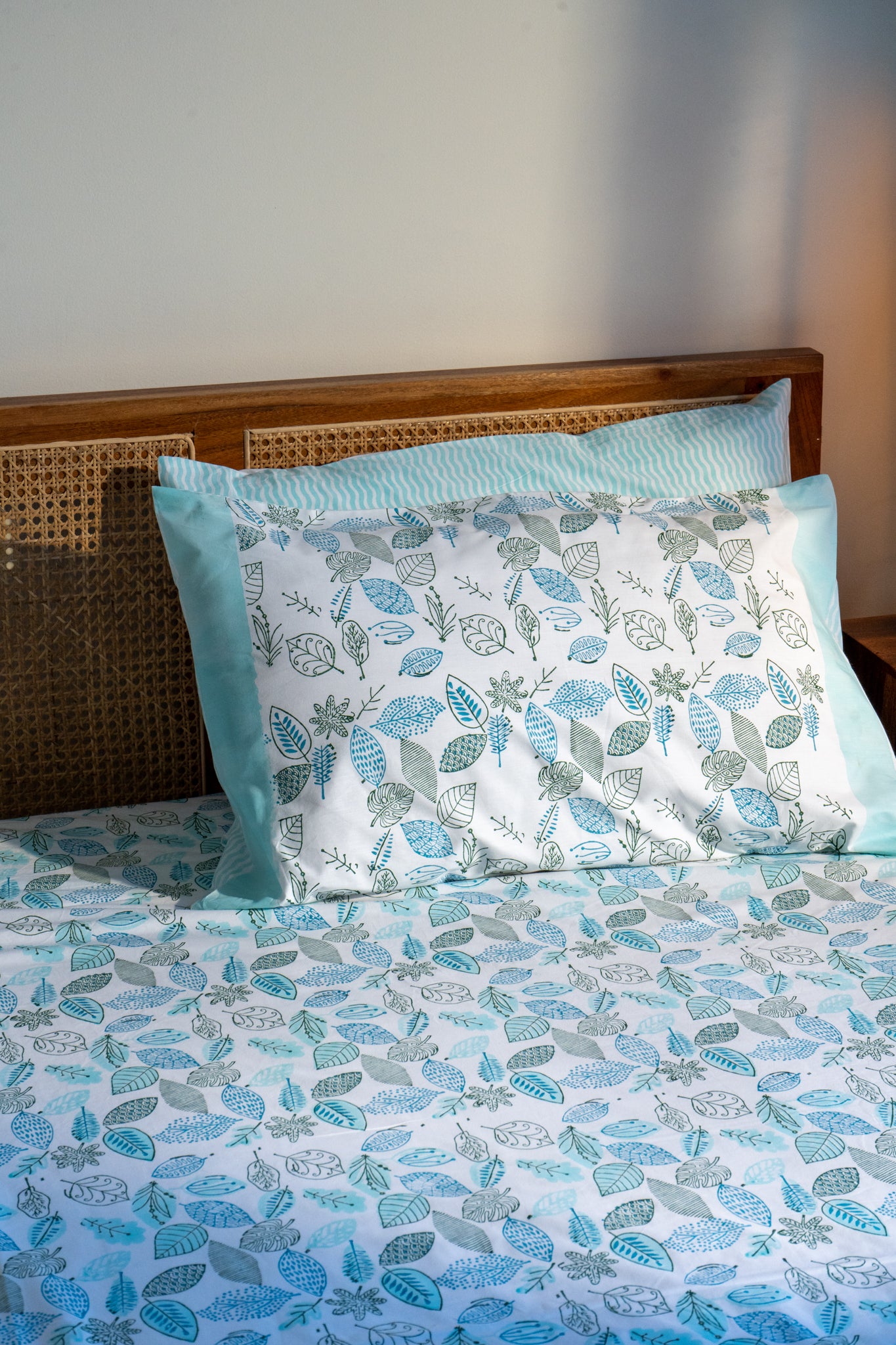 Green and blue forest abstract fitted bedsheet set