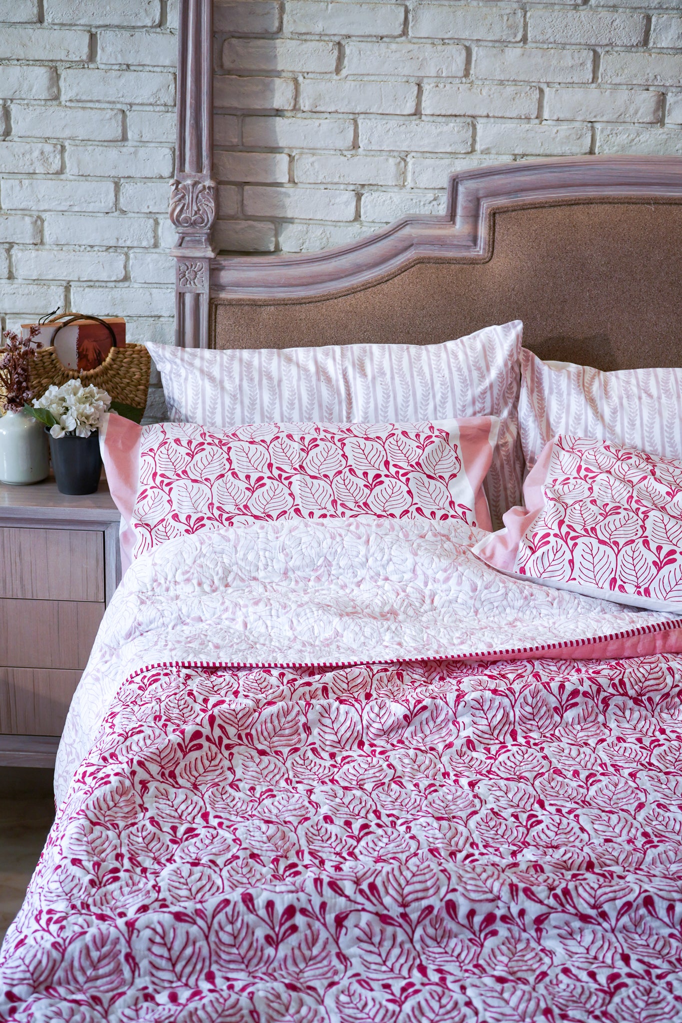 Magenta and pink 2 colour matching motif mulmul quilt