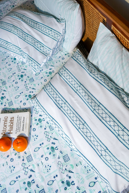 Blue and sea green scattered ethnic fitted bedsheet set