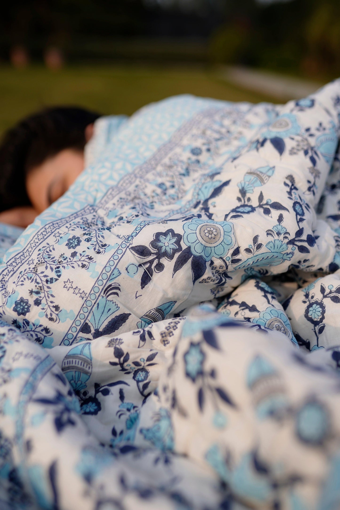 Blue and grey phal aur phool mulmul quilt - NAMYA LIVING